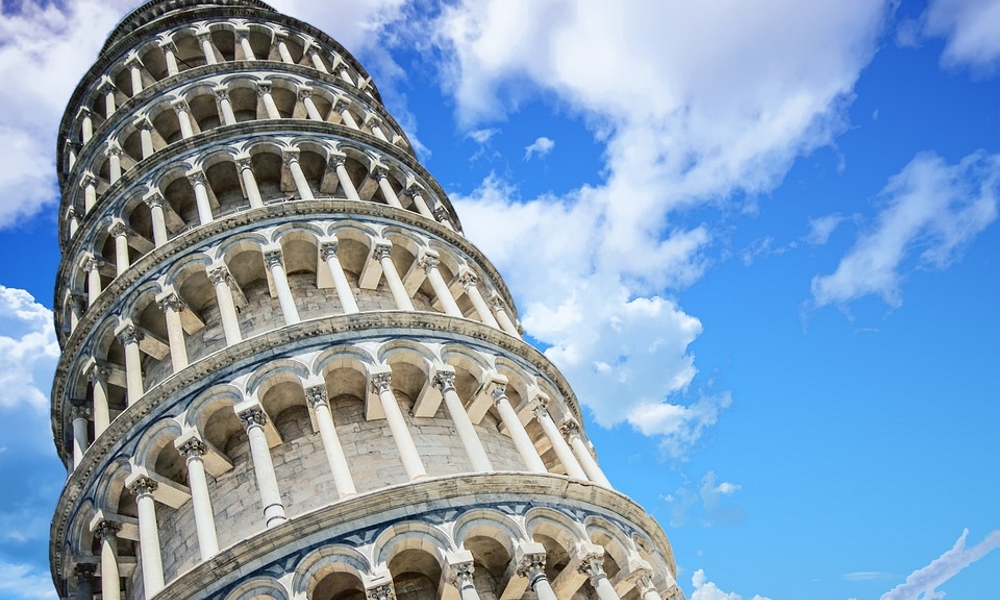 Leaning-tower-of-Pisa-Italy