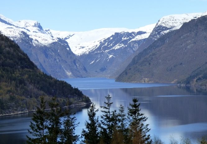 Fjord-Norway-mountain-snow-water-blue-Scandinavia