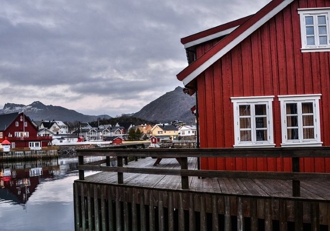 Lofoten-Norway-Islands-fishermans-village-Nordic